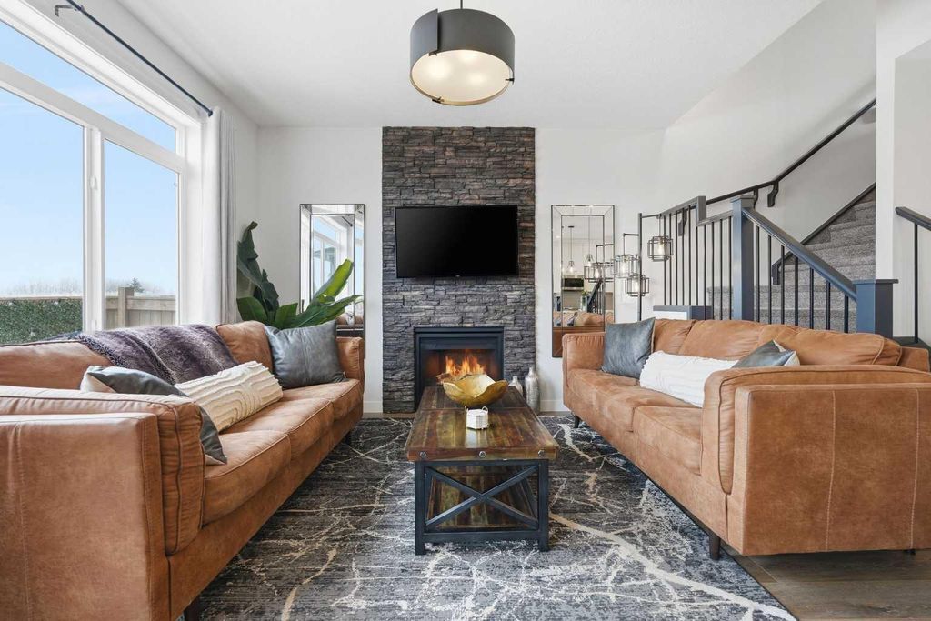 Photo of 376 Fireside Way, Cochrane, AB T4C 3B1 (MLS # A2292325)