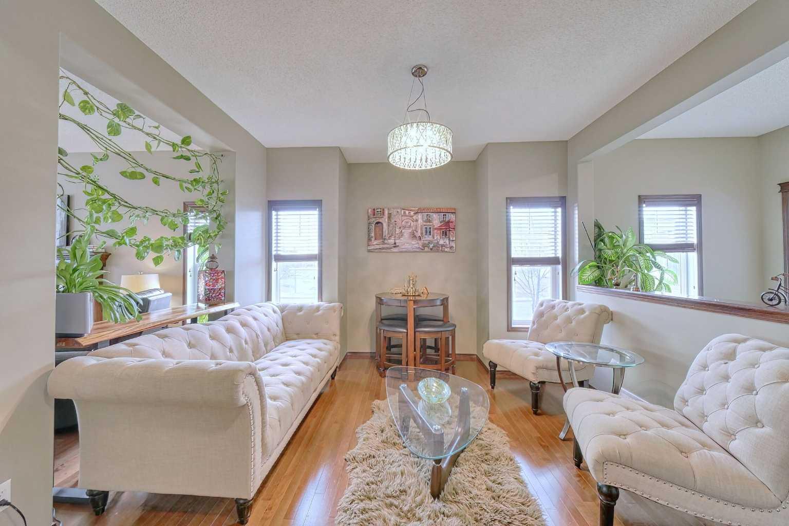 5 Skyview Springs Road NE