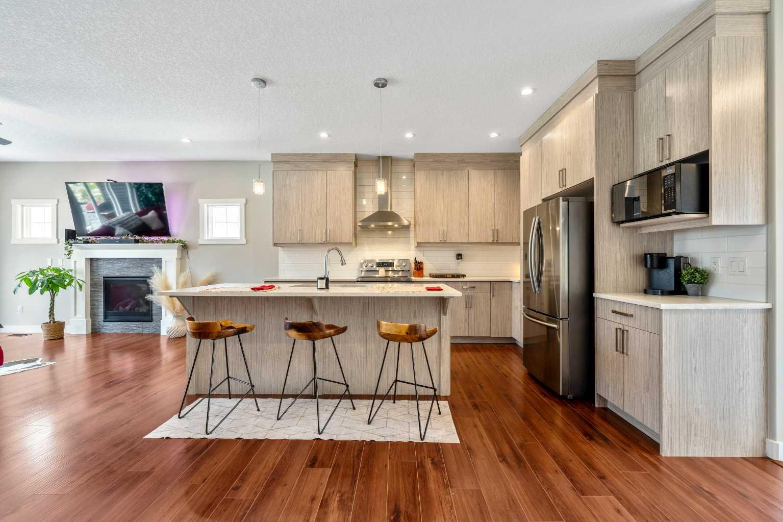 1 Lakes Estates Circle