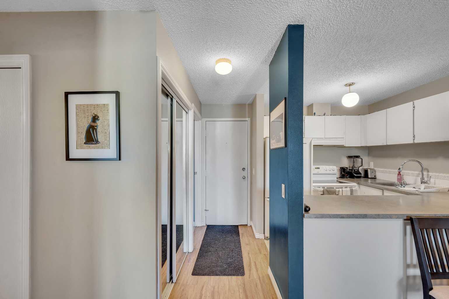 110 20 Avenue NE 307
