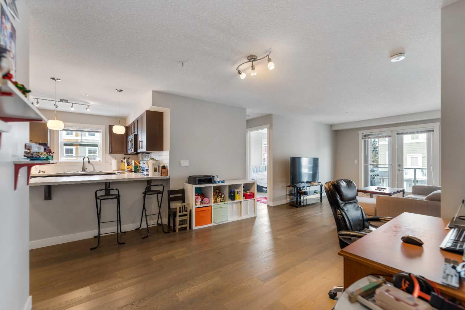 2300 Evanston Square NW 201