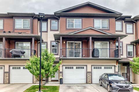 Photo of 512 Sage Hill Grove NW, Calgary, AB T3R 0Z8 (MLS # A2335817)