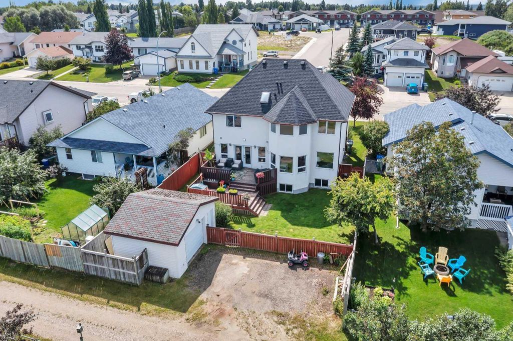 Photo of 5838 65 Avenue, Rocky Mountain House, AB T4T 1N7 (MLS # A2288773)