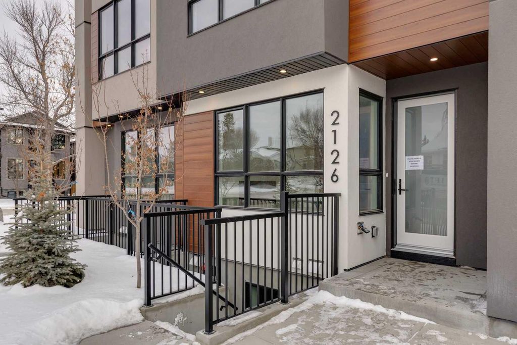 Photo of 2126 7 Street NW, Calgary, AB T2M 1K3 (MLS # A2289136)