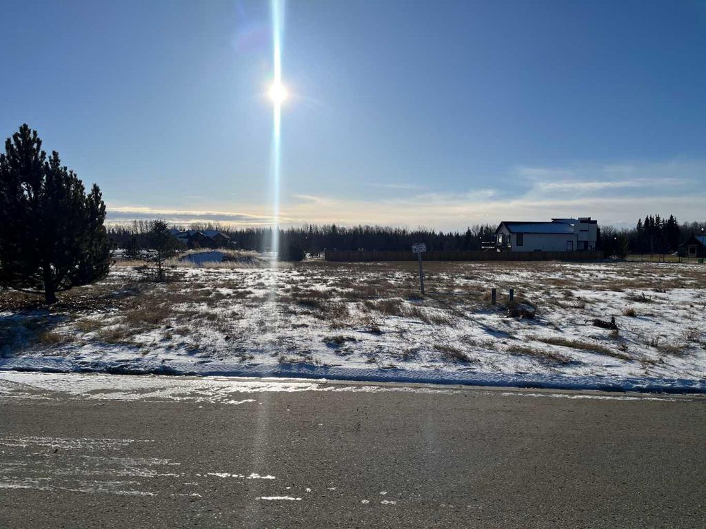 Photo of 7933 Willow Grove Way, Rural Grande Prairie No. 1, County of, AB T8W 0H3 (MLS # A2048973)