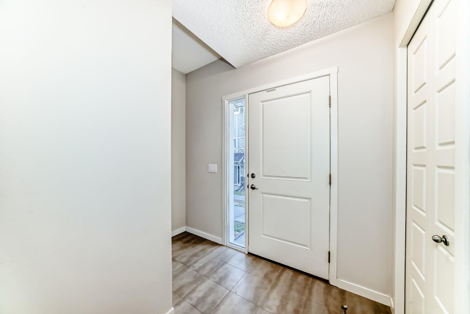 409 NOLANLAKE Villas NW