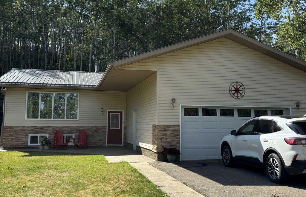 Photo of 913036 Range Road 240, Rural Northern Lights, County of, AB T0H 2M0 (MLS # A2343293)