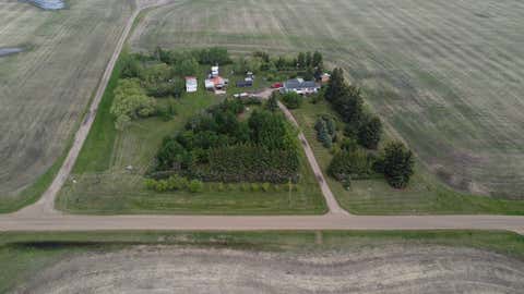 Photo of 14144 Township Road 422, Rural Flagstaff County, AB T0B 1R0 (MLS # A2320094)