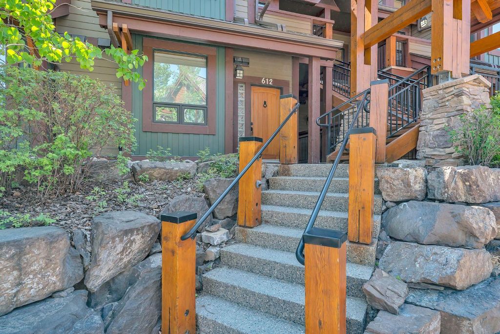 Photo of 107 Armstrong Place #612, Canmore, AB T1W 3M1 (MLS # A2305400)