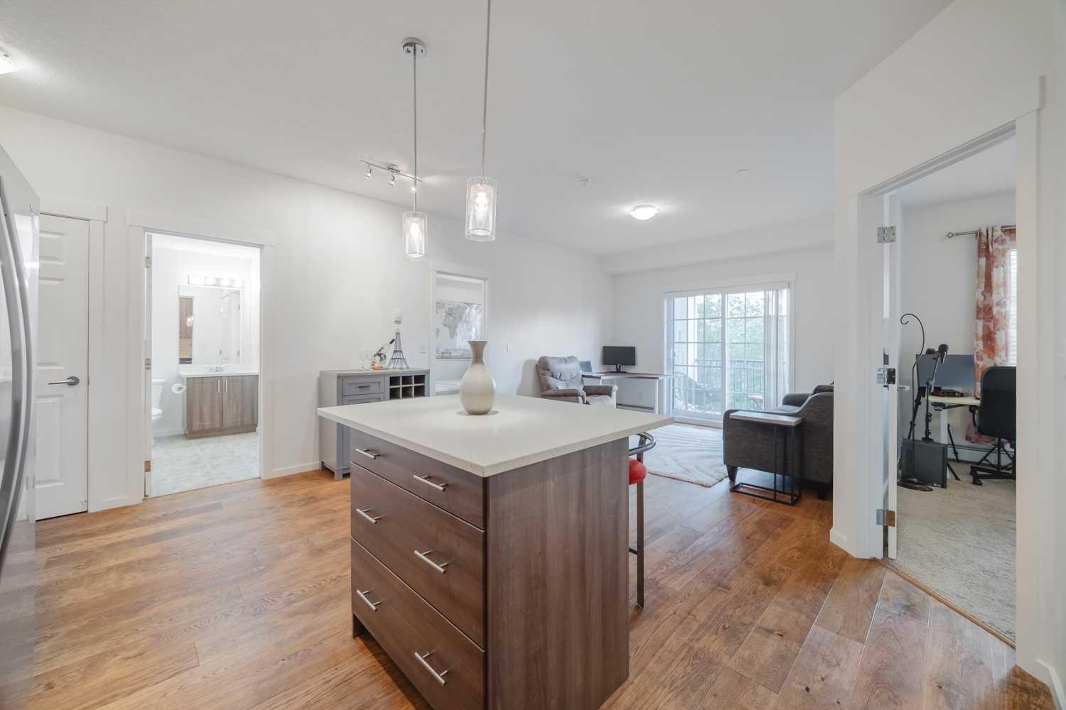 215 Legacy Boulevard SE 1216