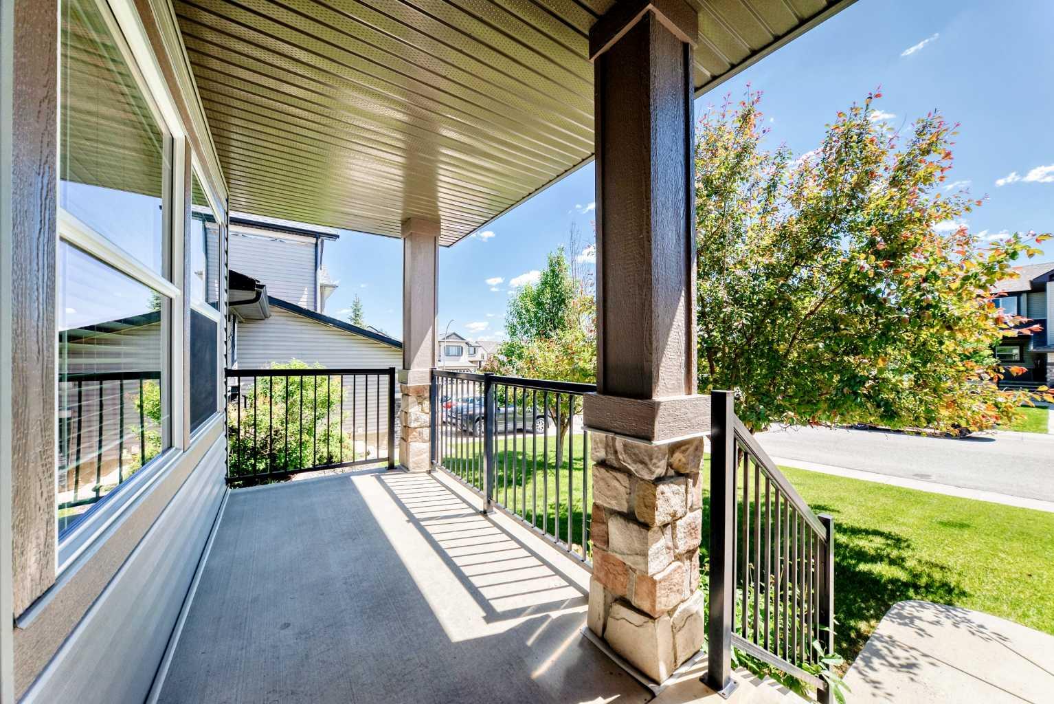 105 Westmount Green