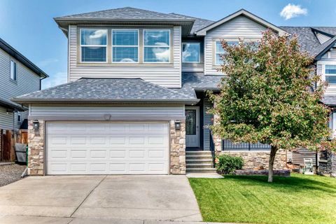Photo of 105 Westmount Green, Okotoks, AB T1S 2L3 (MLS # A2323975)