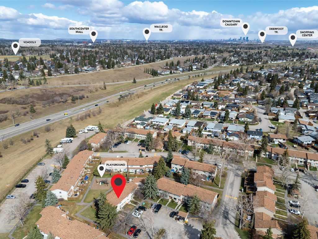 123 Queensland Drive SE 102