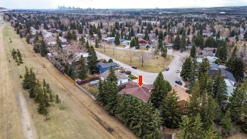 588 Dalmeny Hill NW