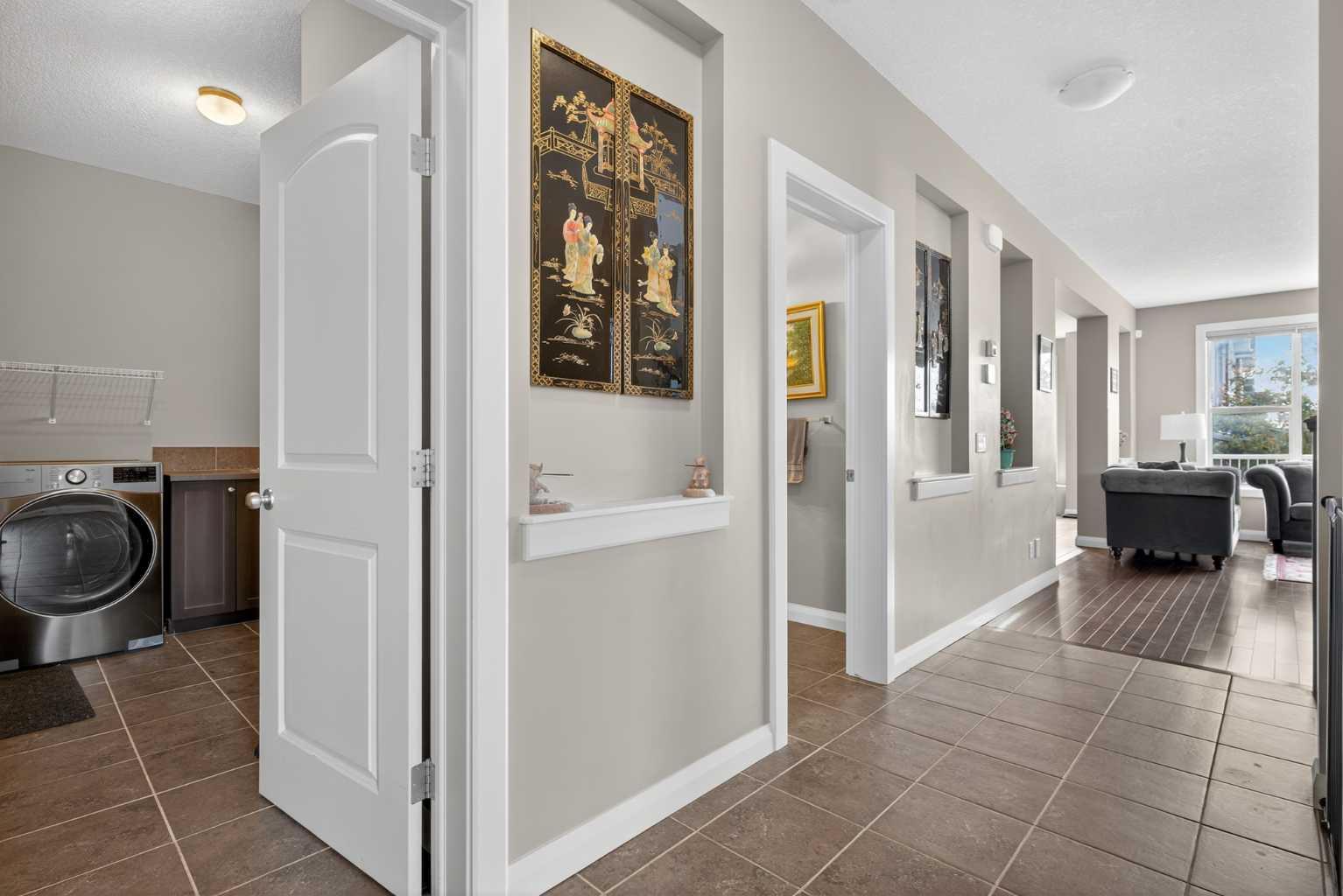 137 Evanspark Circle NW