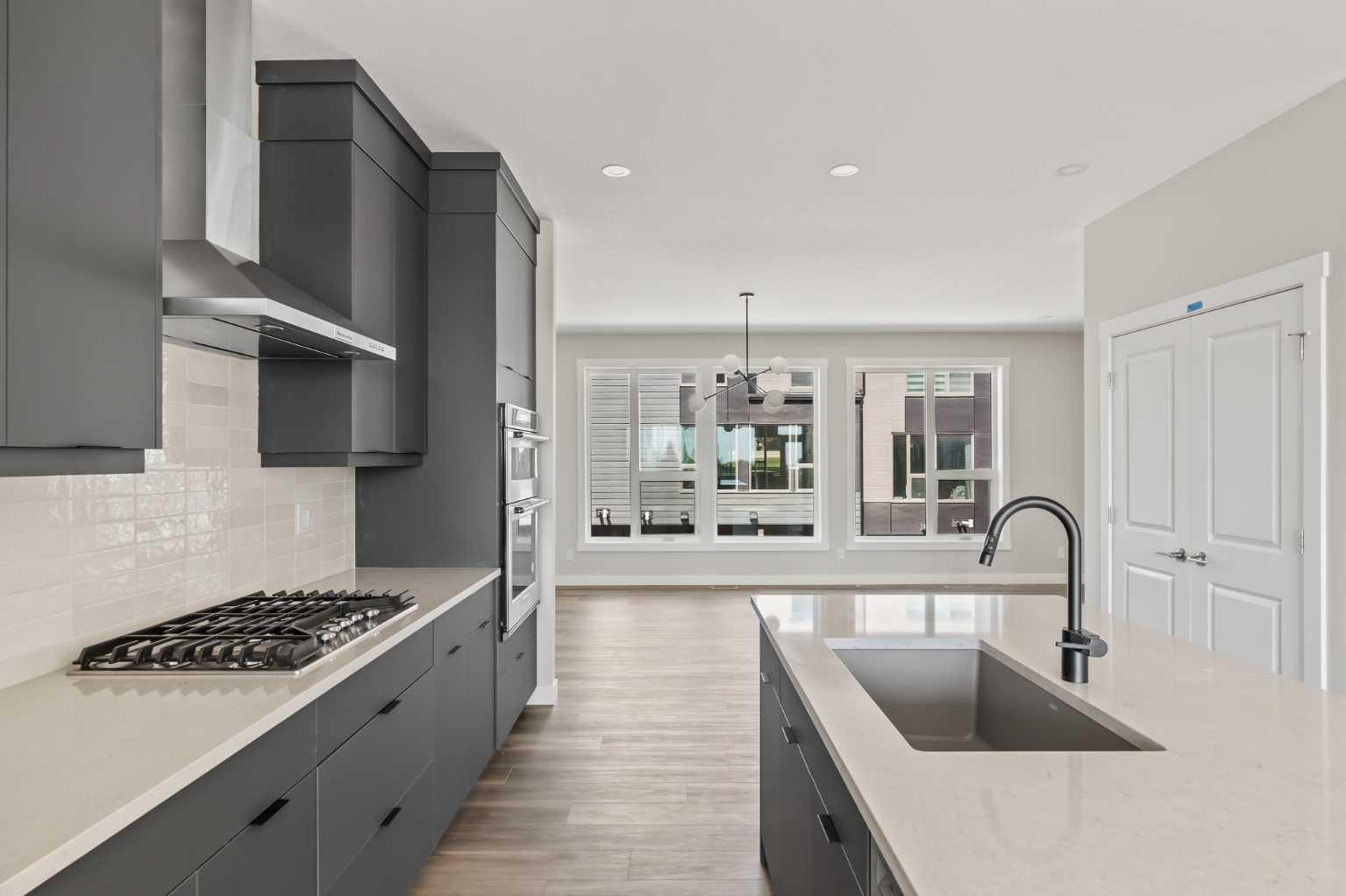 415 Sovereign Common SW