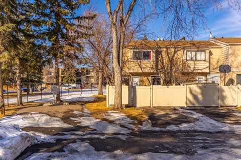 2319 56 Street NE 31 Calgary AB T1Y 2M2