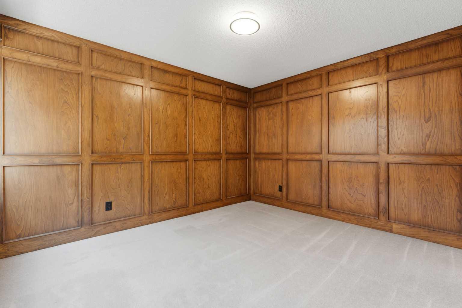 860 Midridge Drive SE 821