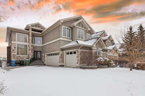 28 Panatella Manor NW Calgary AB T3K 0A7