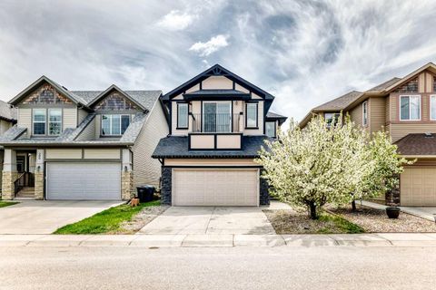Photo of 196 Cranberry Circle SE, Calgary, AB T3M 0N8 (MLS # A2314296)