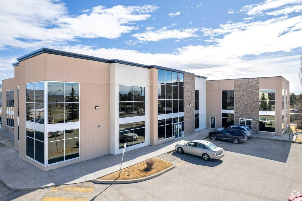 Photo of 11010 46 Street SE #6, Calgary, AB T2C 1G4 (MLS # A2302037)