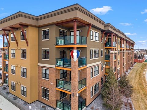 10 Market Boulevard SE 2310 Airdrie AB T4A 0W8