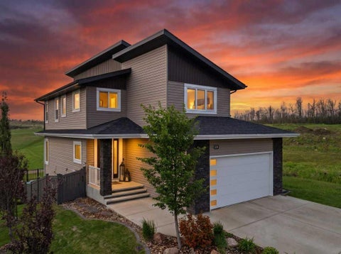 Photo of 23 VanVeller Way, Sylvan Lake, AB T4S 0M4 (MLS # A2324549)