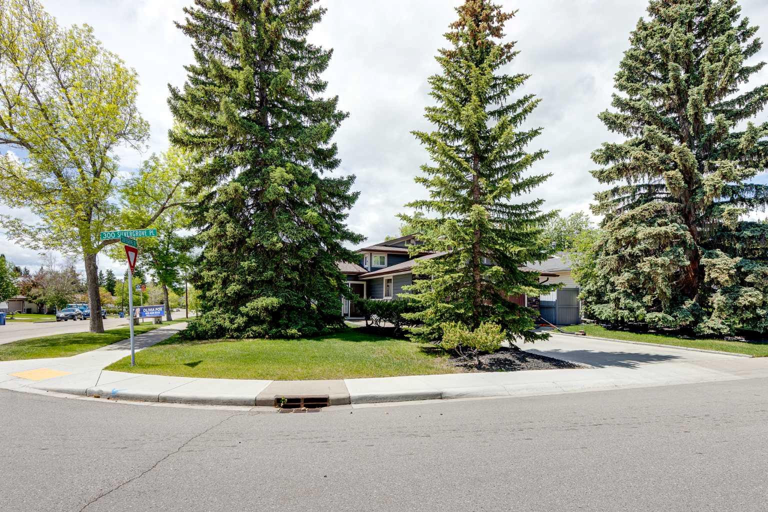364 Silvergrove Place NW