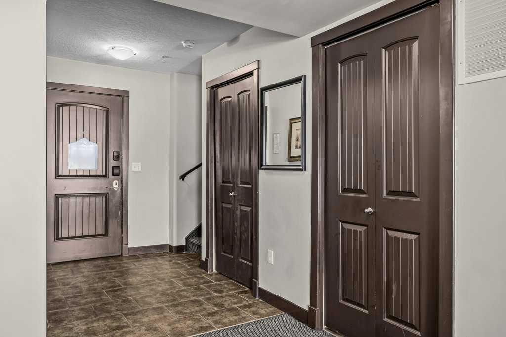 Photo of 250 2ND Avenue #2203D, Dead Mans Flats, AB T1W 2W4 (MLS # A2287424)