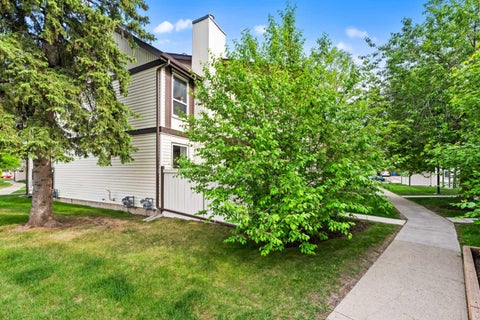 Photo of 3200 60 Street NE #9, Calgary, AB T1Y 4K8 (MLS # A2316858)