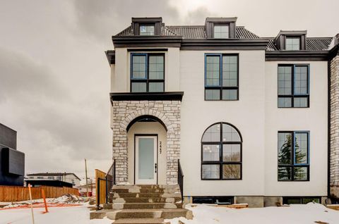 Photo of 2447 29 SW, Calgary, AB T2T 1P1 (MLS # A2308181)