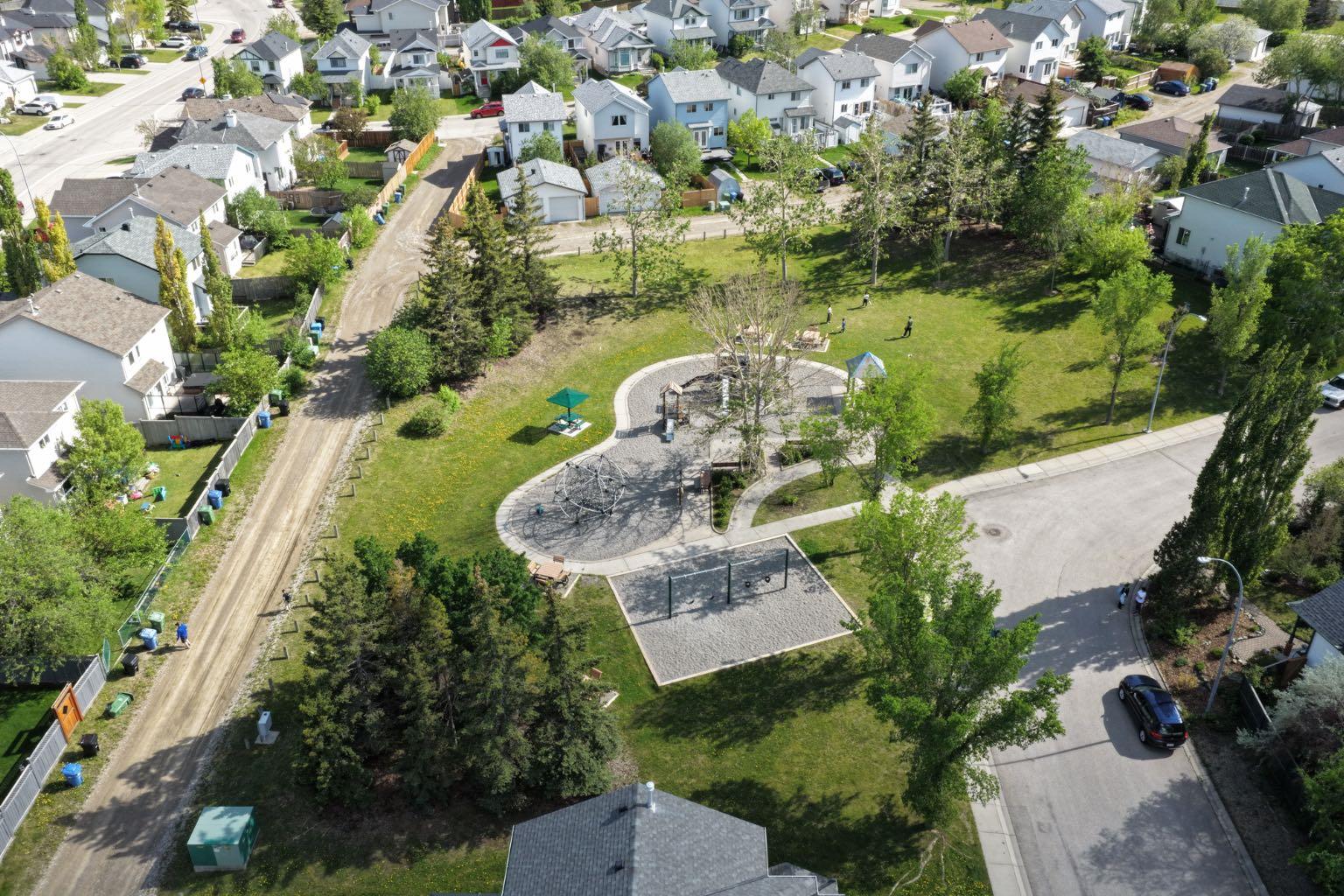 279 Hidden Hills Road NW