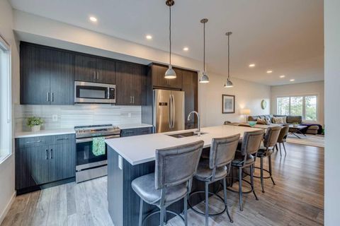 Photo of 614 Greenbriar Common NW, Calgary, AB T3B 6J2 (MLS # A2281393)