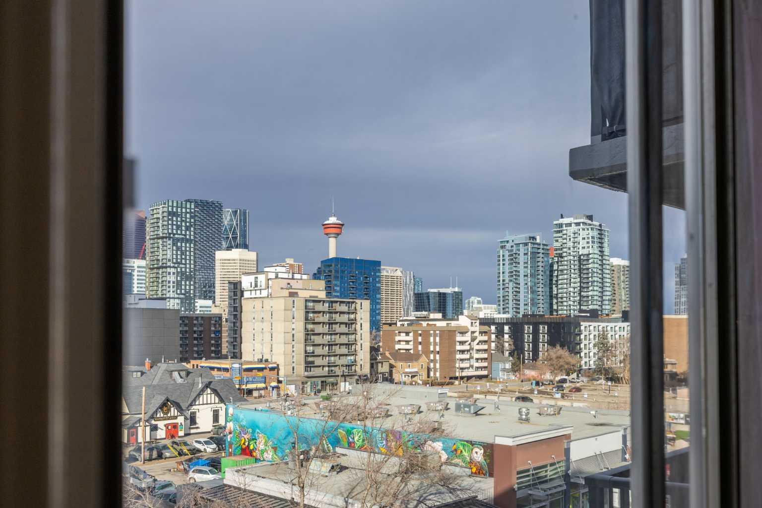 519 17 Avenue SW 660