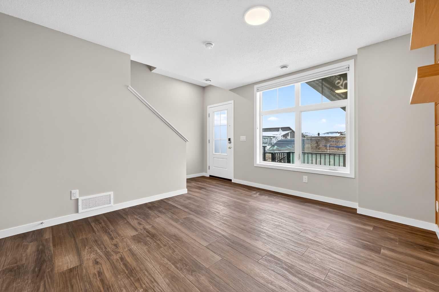 589 Mahogany Road SE