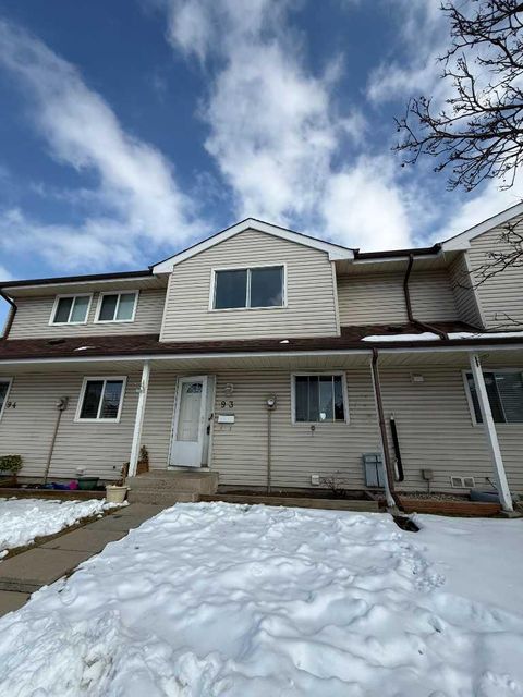 Photo of 1555 Falconridge Drive #93, Calgary, AB T3J 1L8 (MLS # A2302602)