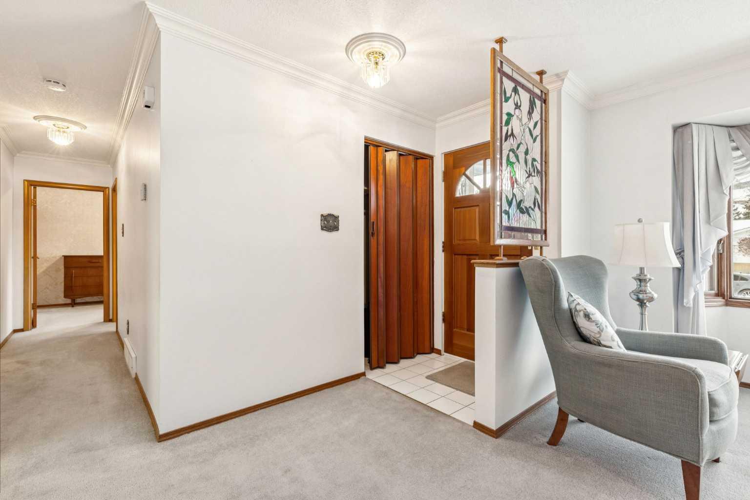 34 Atlanta Crescent SE