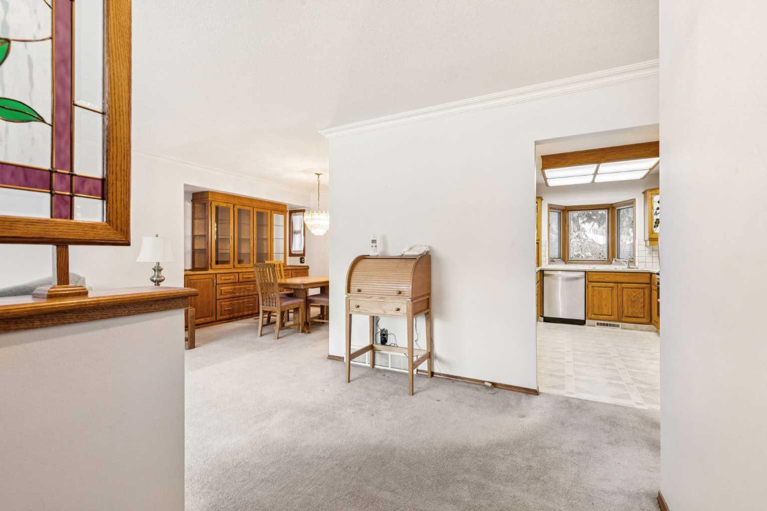 34 Atlanta Crescent SE