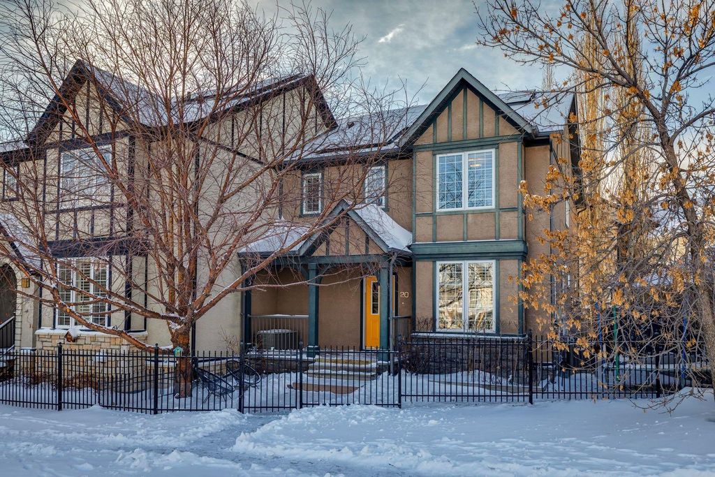 Photo of 20 Ypres Lane SW, Calgary, AB T2T 5M9 (MLS # A2287551)