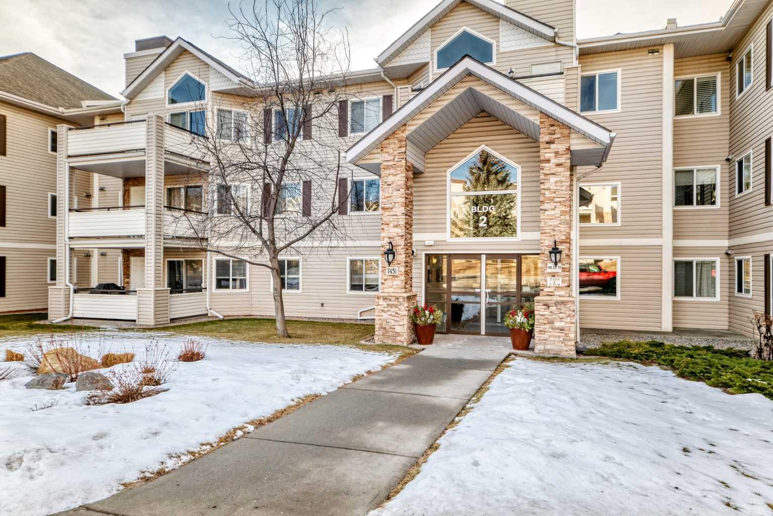 7451 Springbank Boulevard SW 2304