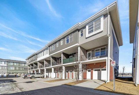 6313 128 Avenue NE Calgary AB T3N 2G1