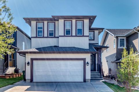 Photo of 89 Evansdale Landing NW, Calgary, AB T3P 0C8 (MLS # A2312880)