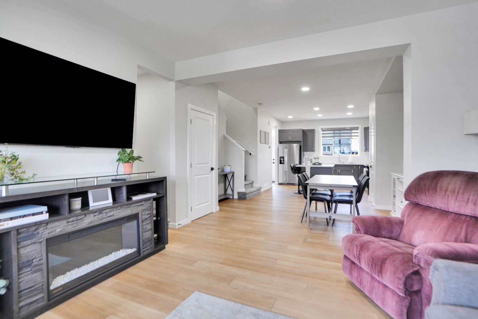 112 Langwell Common SE