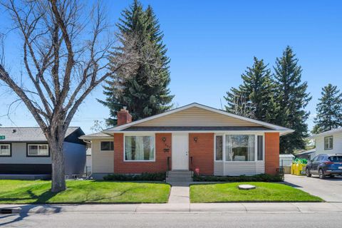 Photo of 487 Arlington Drive SE, Calgary, AB T2H 1S4 (MLS # A2302796)