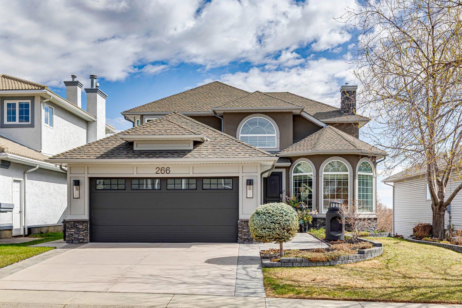 266 Diamond Drive SE