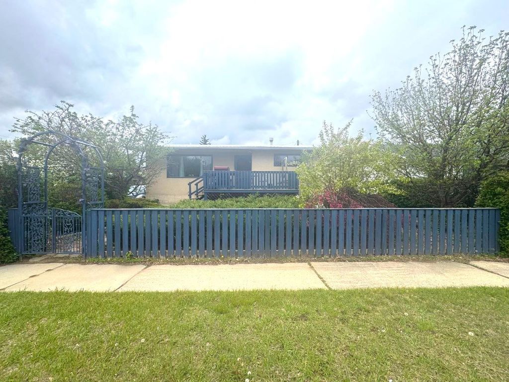 Photo of 5210 Waghorn, Blackfalds, AB T0M 0J0 (MLS # A2264594)