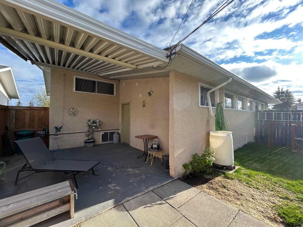 Photo of 5210 Waghorn, Blackfalds, AB T0M 0J0 (MLS # A2264594)