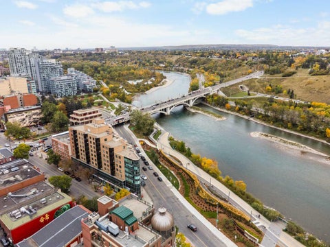 Photo of 128 2 Avenue SE #506, Calgary, AB T2G 5J5 (MLS # A2348925)
