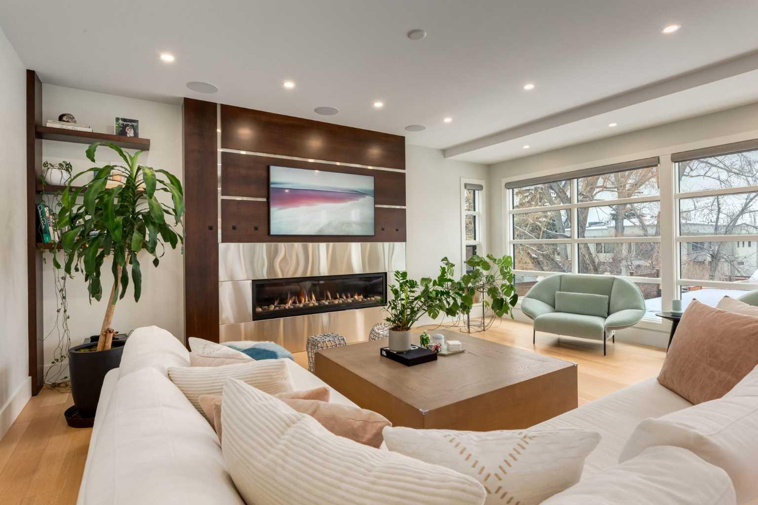 708 Madison Avenue SW
