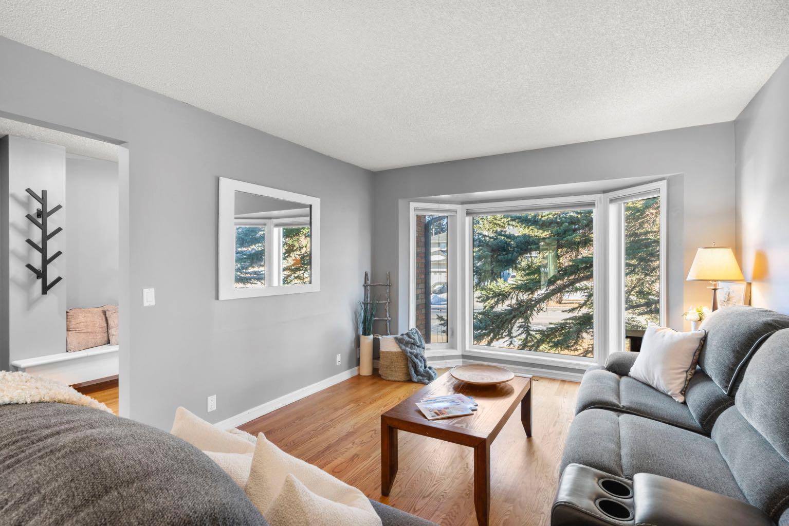 16 Woodacres Drive SW